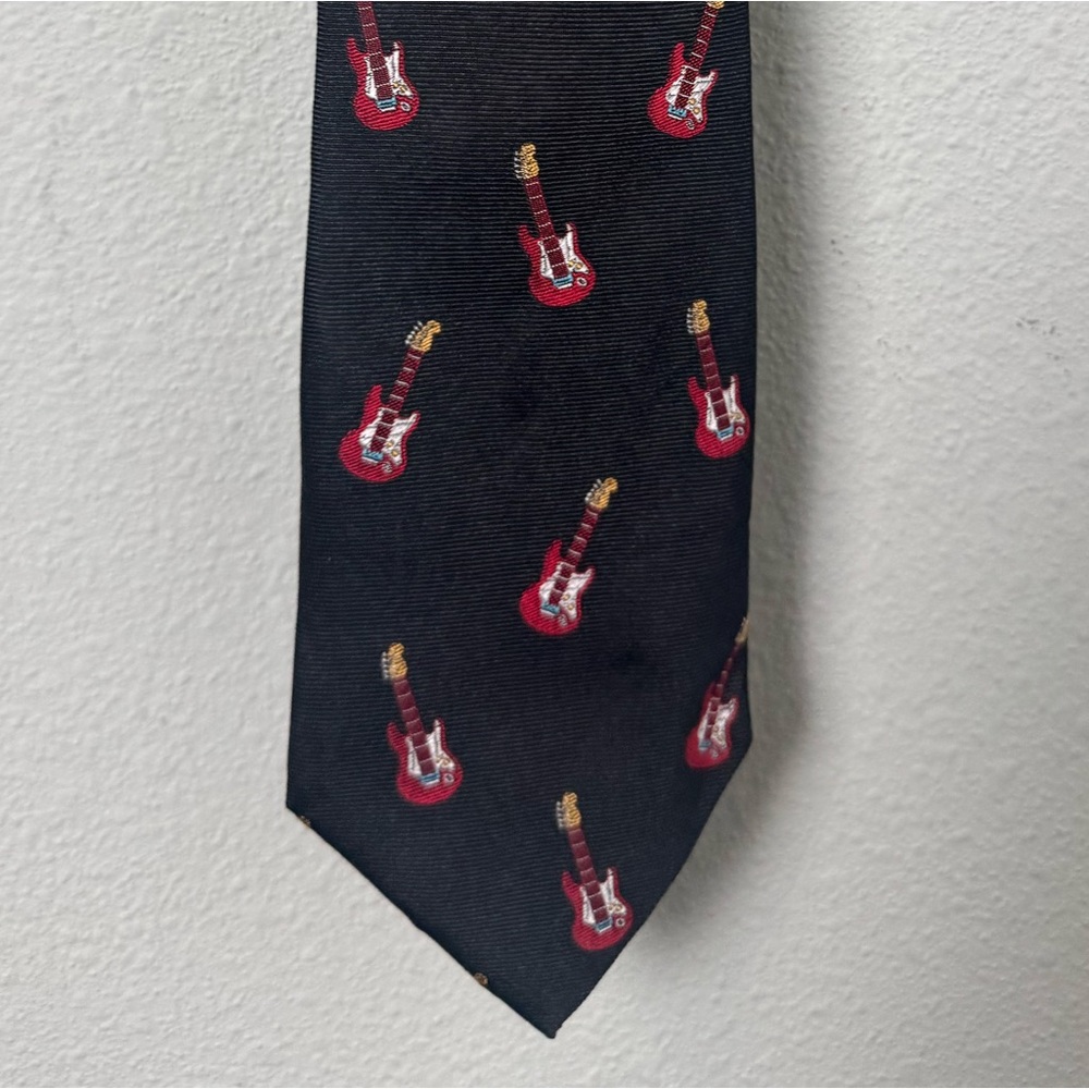 Lord & Taylor Guitar Musician Rock N Roll Tie‎ Novelty Print 100% Silk Tie
